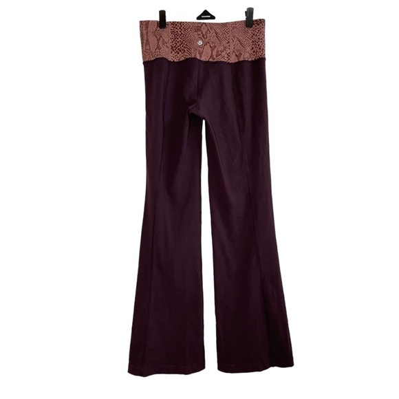 LULULEMON Groove Pant in Black Cherry / Desert Snake Bark Berry Multi - Picture 5 of 8
